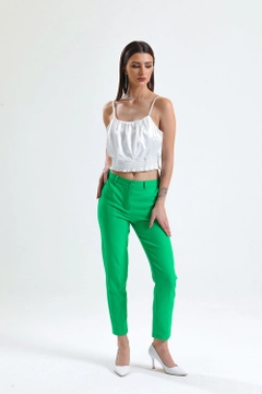 A wholesale clothing model wears sns10838-sense-green-trousers-atlas-fabric-ankle-trousers, Turkish wholesale Pants of SENSE