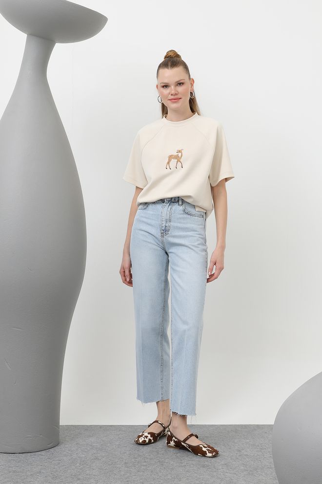 SOUL T shirt Ricamata Con Cervi Beige Abbigliamento all'ingrosso Casuale