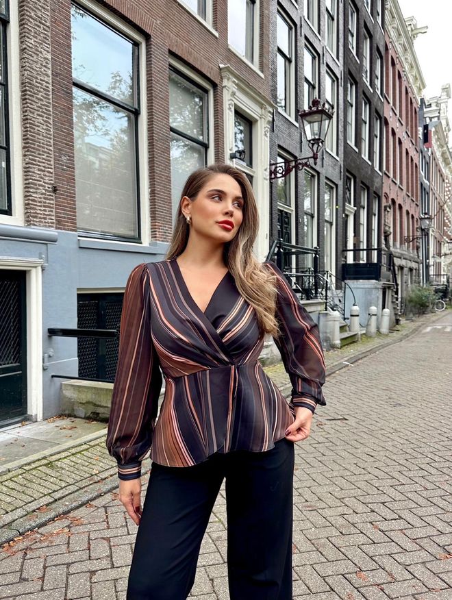 STEPS Črna Črtasta Oprijeta Bluza Z V izrezom In Dolgimi Rokavi Oblačila na debelo Ležerno