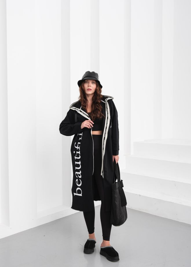 See More Črn Oversized Pulover Z Vratom S Kapuco Oblačila na debelo Zima