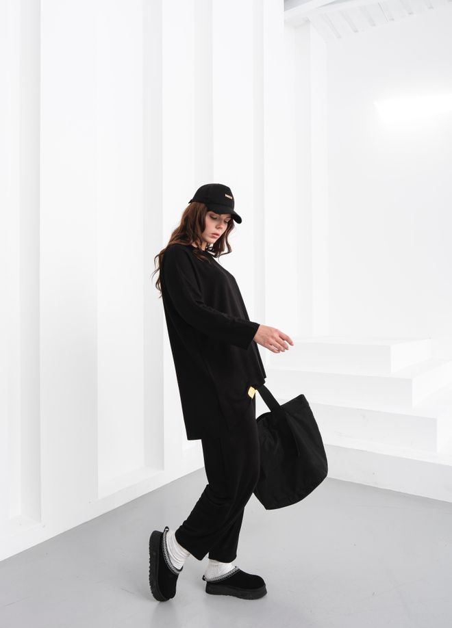 See More Dres Czarny Oversize Casual Sportowy Styl Hurtowa sprzedaż odzieży Odpoczynek