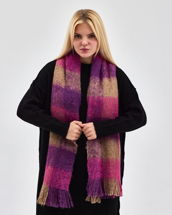 See More Chal Morado Elegante A Cuadros Para Otoño E Invierno Ropa al por mayor Poliamida