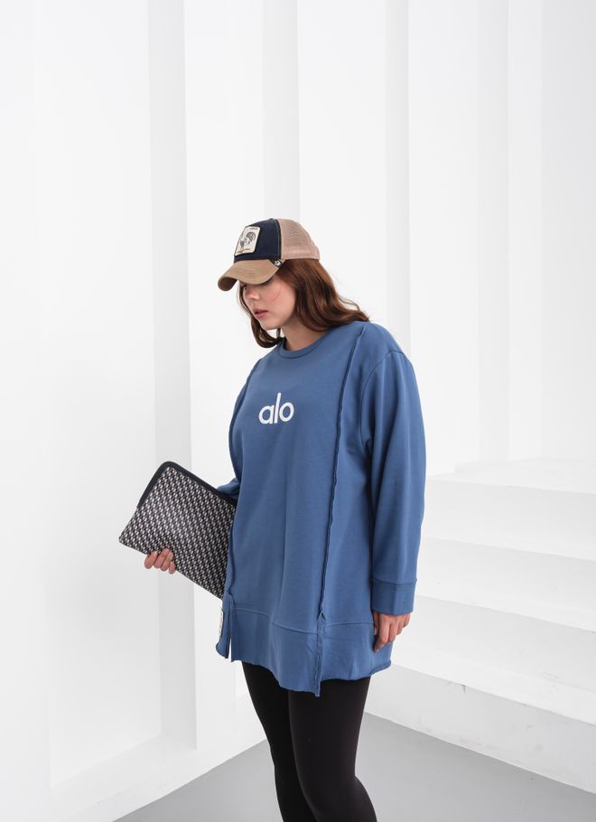 See More Blue Oversized Fit Casual Sweatshirt Wholesale Clothing 1