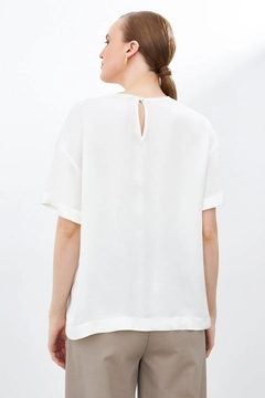A wholesale clothing model wears str11314-blouse-ecru, Turkish wholesale Blouse of Setre