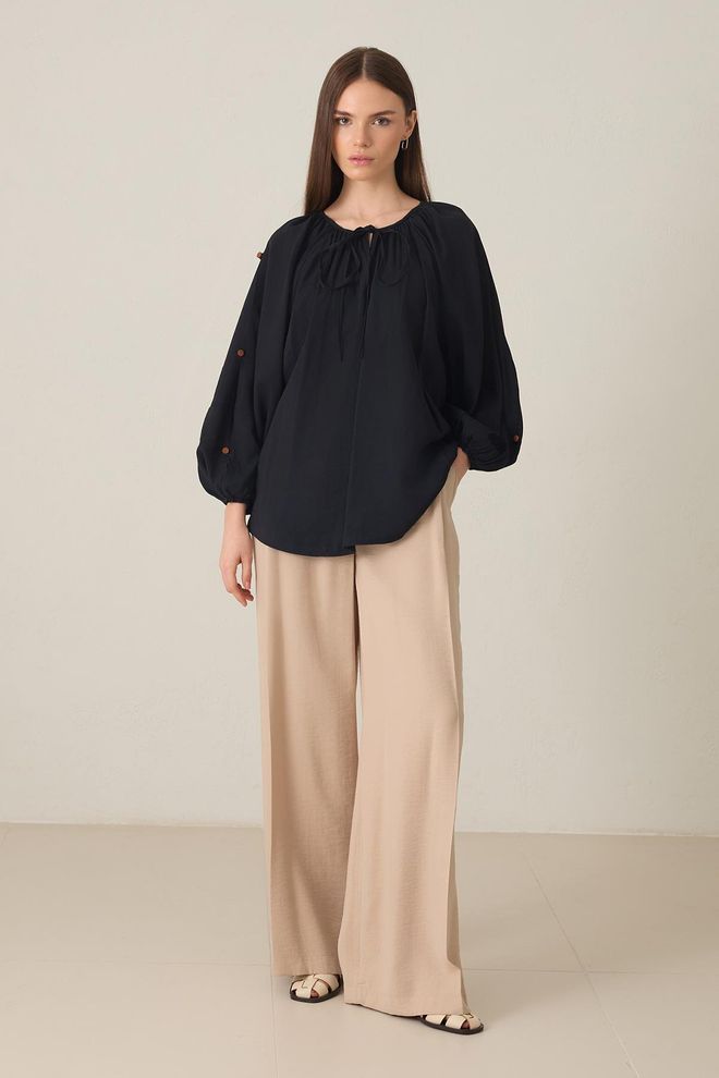 Setre Camicetta Nera Elegante Con Maniche A Palloncino Abbigliamento all'ingrosso Modesto