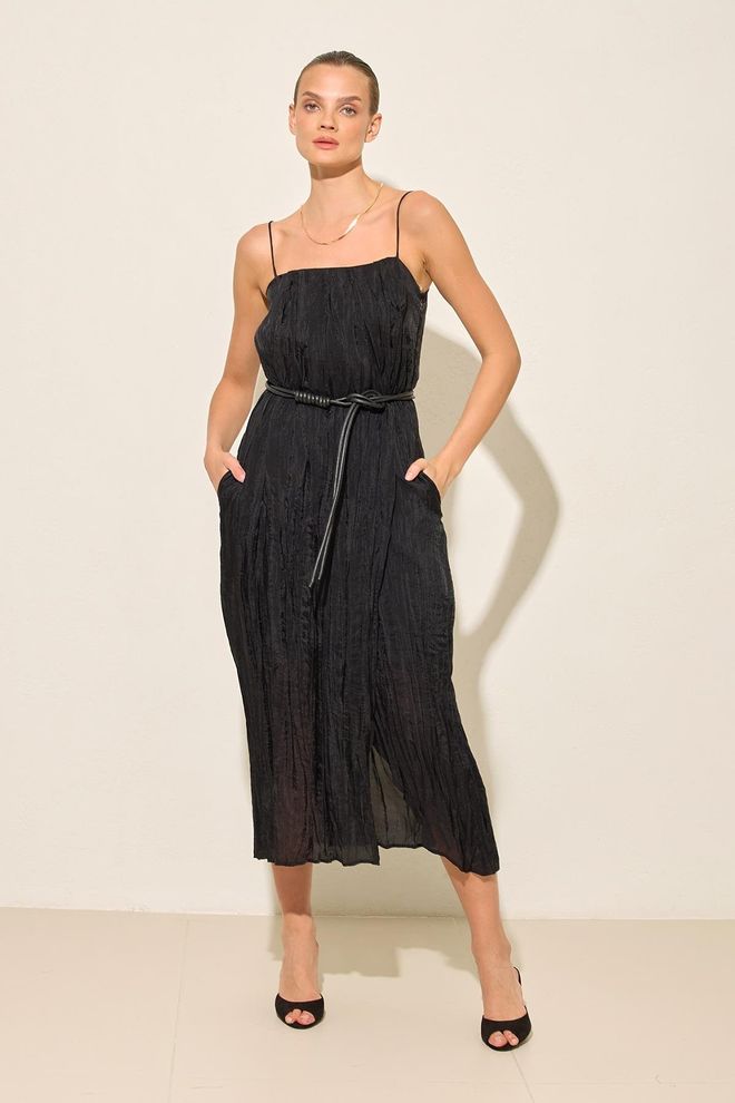 Setre Black Elegant Slip Dress With Square Neck Wholesale Clothing Casual