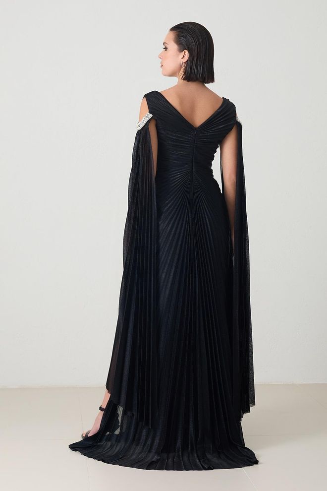 Setre Elegant Black Sheath Dress With V Neck And Long Sleeves Wholesale Clothing Formal