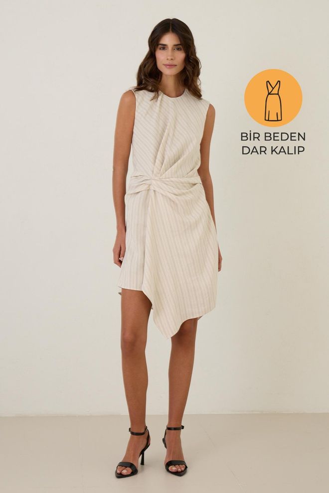 Setre Smėlio Spalvos Aptempta Ir Platėjanti Suknelė Su Juostelėmis Didmeninė prekyba drabužiais Kokteilinė