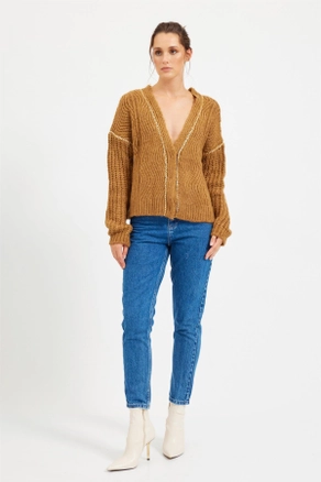 A model wears 20360 - Knitwear - Camel, wholesale Sweater of Setre to display at Lonca