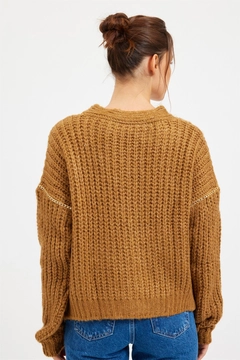 A wholesale clothing model wears 20360 - Knitwear - Camel, Turkish wholesale Sweater of Setre