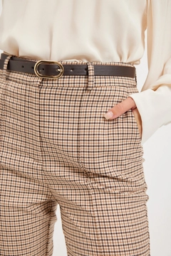 Модел на дрехи на едро носи 30665 - Pants - Brown, турски едро Панталони на Setre