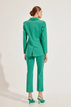 Een kledingmodel uit de groothandel draagt 47214 - Suit - Green, Turkse groothandel Pak van Setre