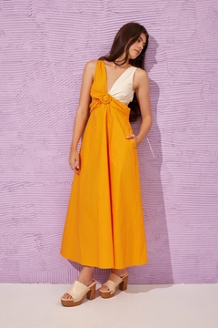 Veleprodajni model oblačil nosi 40395 - Dress - Orange And Beige, turška veleprodaja Obleka od Setre