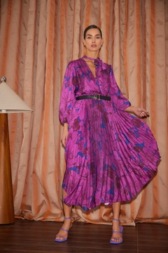 Una modella di abbigliamento all'ingrosso indossa STR10293 - Dress - Purple, vendita all'ingrosso turca di Vestito di Setre