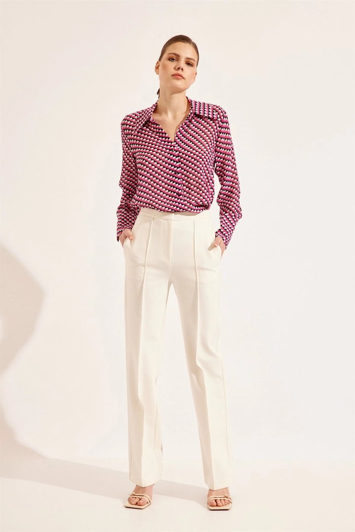 A wholesale clothing model wears STR10201 - Trousers - Ecru, Turkish wholesale Pants of Setre