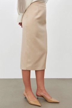 Ein Bekleidungsmodell aus dem Großhandel trägt str11177-skirt-beige, türkischer Großhandel Rock von Setre
