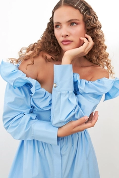 Ένα μοντέλο χονδρικής πώλησης ρούχων φοράει str11189-dress-blue, τούρκικο Φόρεμα χονδρικής πώλησης από Setre