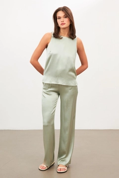 Модел на дрехи на едро носи str11282-blouse-water-green, турски едро Блуза на Setre
