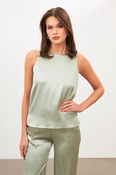 A wholesale clothing model wears str11282-blouse-water-green, Turkish wholesale Blouse of Setre