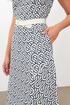 A wholesale clothing model wears str11358-dress-navy-blue-white, Turkish wholesale Dress of Setre
