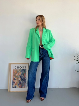 A model wears SBE10094 - Jacket - Green, wholesale Jacket of Sobe to display at Lonca