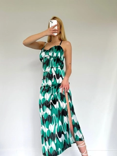 A wholesale clothing model wears SBE10362 - Dress - Green, Turkish wholesale Dress of Sobe