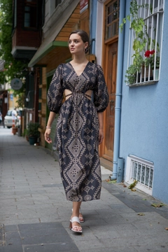 Модел на дрехи на едро носи SBE10486 - Dress - Black, турски едро рокля на Sobe