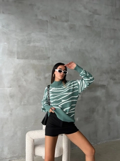 A wholesale clothing model wears sbe10708-sweater-mint-green, Turkish wholesale Sweater of Sobe