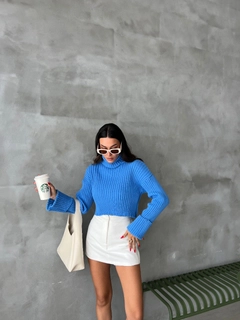 A wholesale clothing model wears sbe11182-sweater-blue, Turkish wholesale Sweater of Sobe