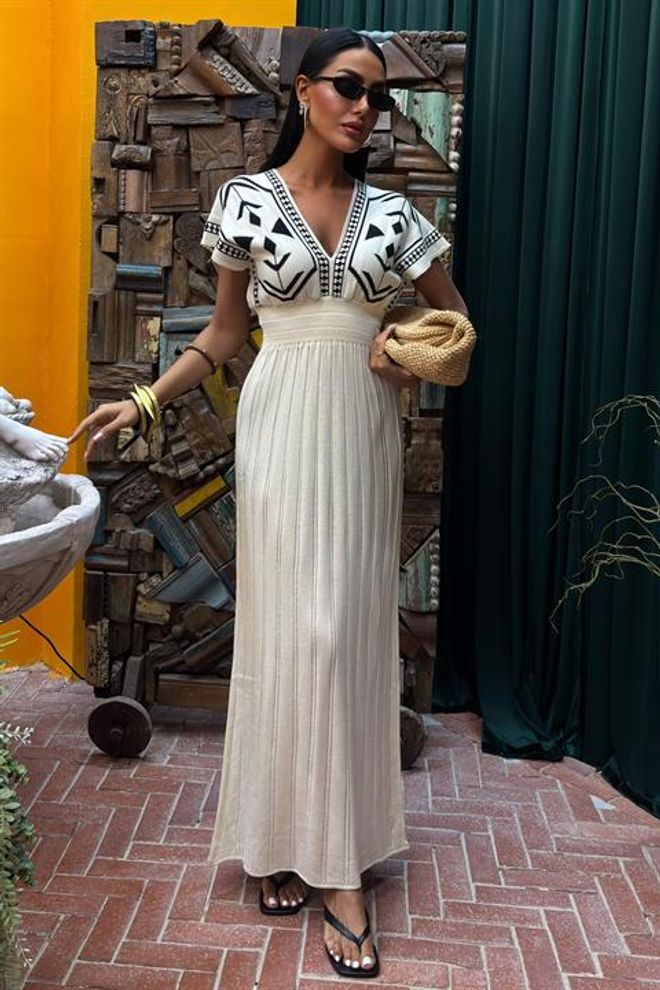 Sobe Istanbul Trikotažinė Suknelė Su Giliomis Iškirptėmis Didmeninė prekyba drabužiais Kokteilinė