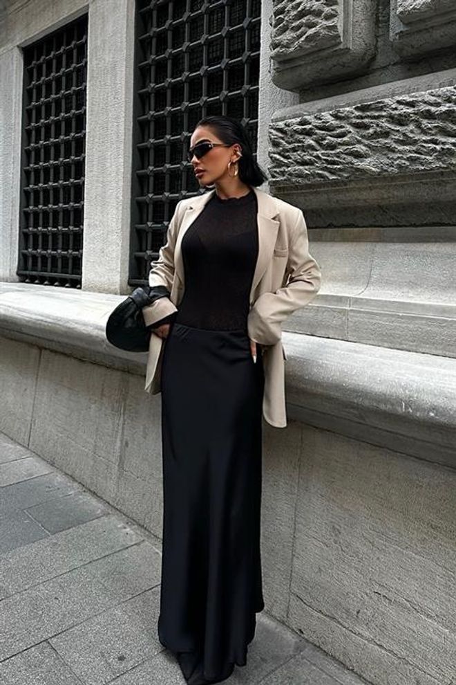 Sobe Istanbul Jupe Longue En Satin Noir Vêtements en gros Rendez - vous amoureux