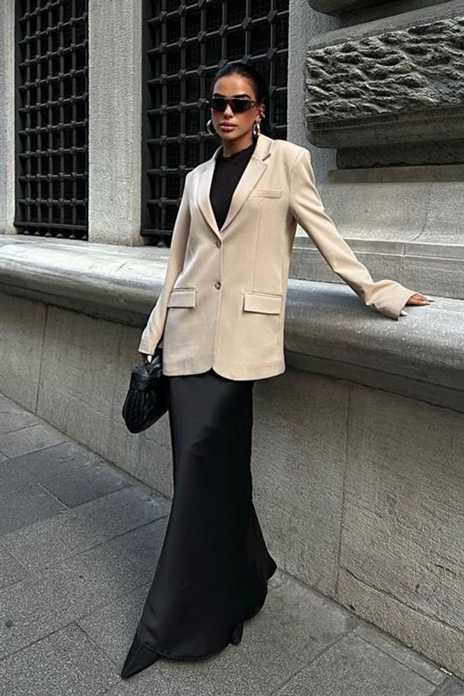Sobe Istanbul Jupe Longue En Satin Noir Vêtements en gros 5