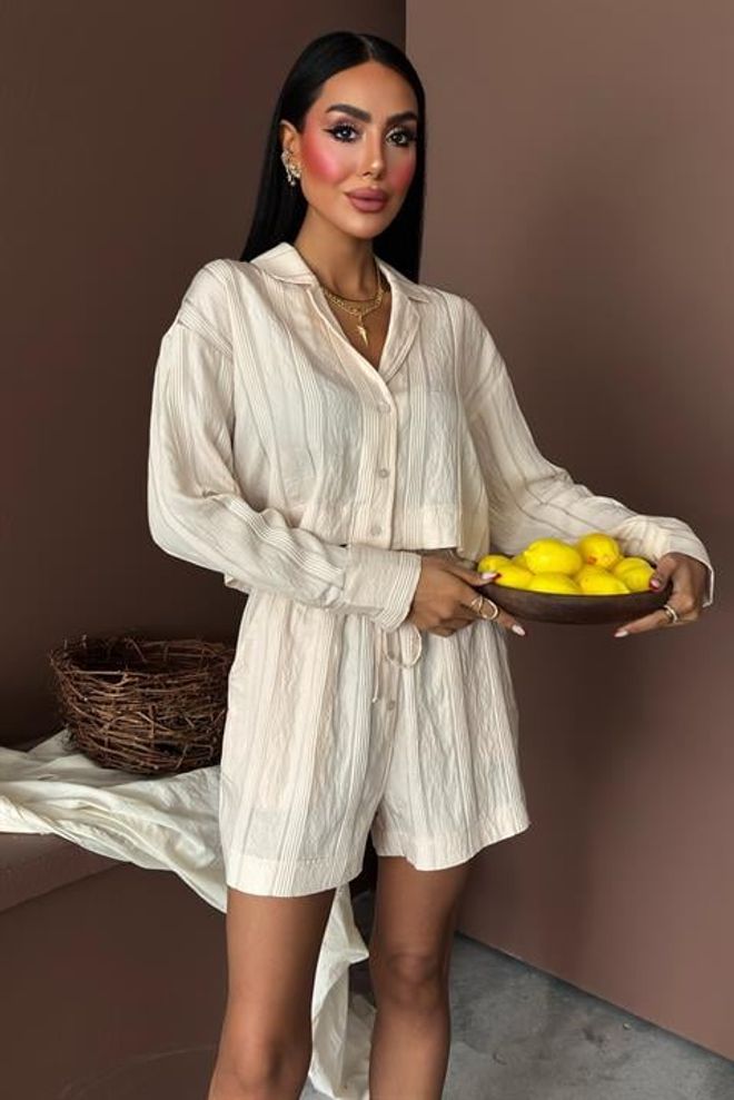 Sobe Istanbul Viskozno Odelo Sa Apaj Ovratnikom I Detaljima Dugmeta Велепродаја одеће Неформалан