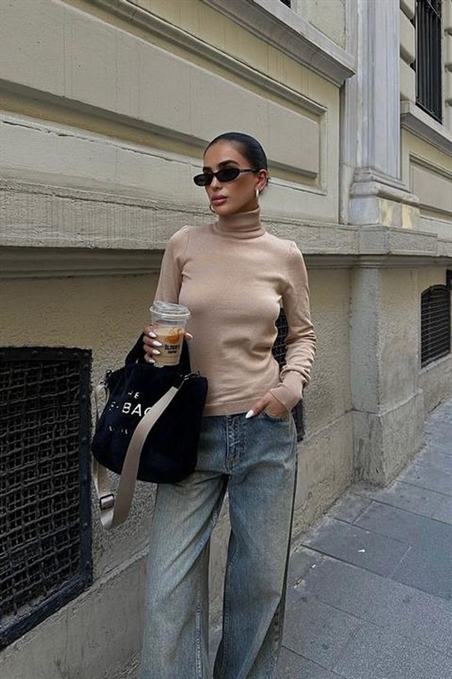 Sobe Istanbul Beige Sweater With Slim Fit Turtle Neck Wholesale Clothing Casual