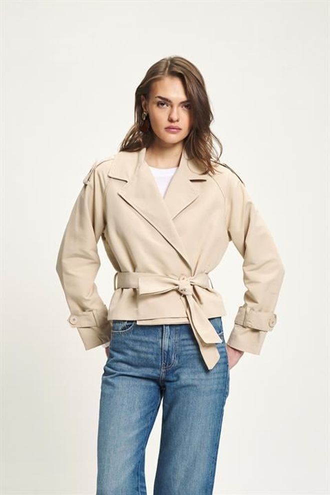 Sobe Istanbul Beige Trenchcoat Met Gekerfde Kraag En Stropdas Groothandel Kleding Casual