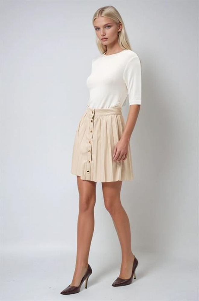 Sobe Istanbul Smėlio Spalvos Klostuota Mini Sijonas Su Aukštu Liemeniu Didmeninė prekyba drabužiais Viršutiniai drabužiai su sagomis