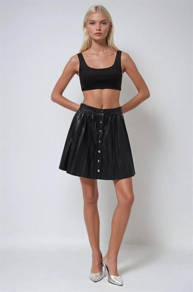Sobe Istanbul Black Pleated Mini Skirt With Buttoned Closure Wholesale Clothing Sport
