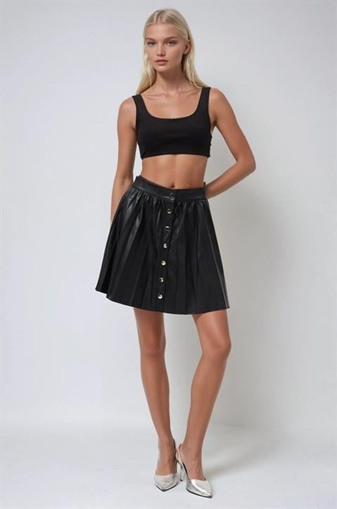 Sobe Istanbul Black Pleated Mini Skirt With Buttoned Closure Wholesale Clothing 5