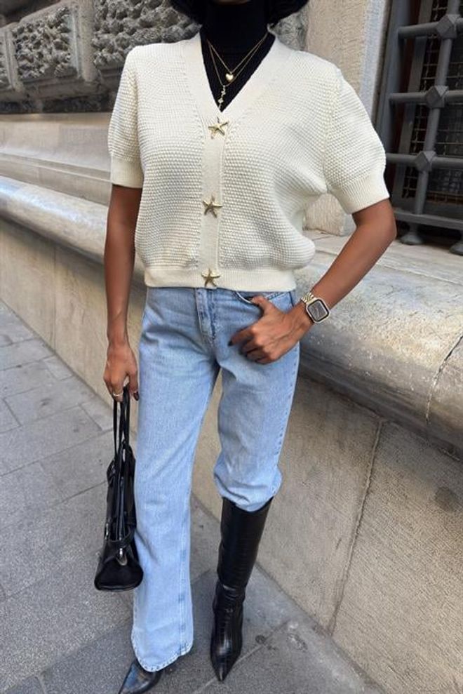 Sobe Istanbul White Elegant Cardigan With V Neck And Buttoned Closure Wholesale Clothing 5