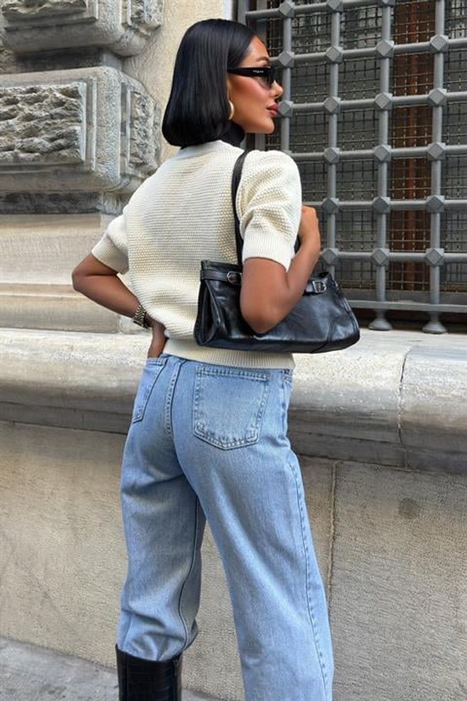 Sobe Istanbul White Elegant Cardigan With V Neck And Buttoned Closure Wholesale Clothing Work