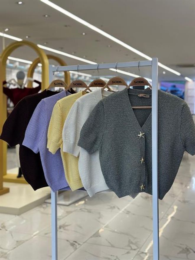 Sobe Istanbul Grey Cardigan With V Neck And Button Closure Wholesale Clothing Summer