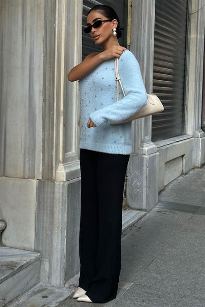 Sobe Istanbul Blue Sweater With One Shoulder Neck Casual Elegant Wholesale Clothing Spring