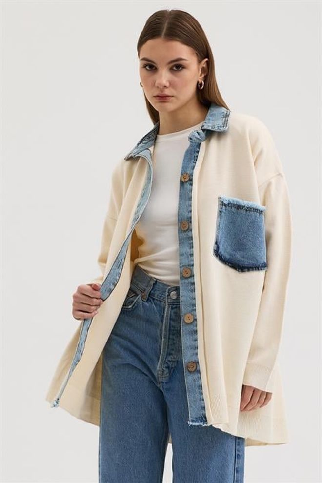 Sobe Istanbul Casaco De Malha Bege Com Colarinho Shawl E Bolso Remendado Beige Cardigan With Shawl Collar And Patch Pocket Roupas por atacado Casual