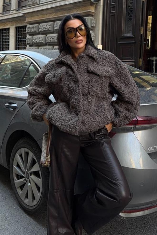 Sobe Istanbul Hnedá Teddy Bunda Na Gombíky S Vreckami S Chlopňou Oversized Veľkoobchod s oblečením 1