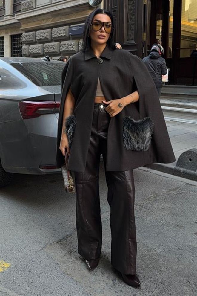 Sobe Istanbul Черно Елегантен Пончо С Джоб С Капак Дрехи на едро Есен