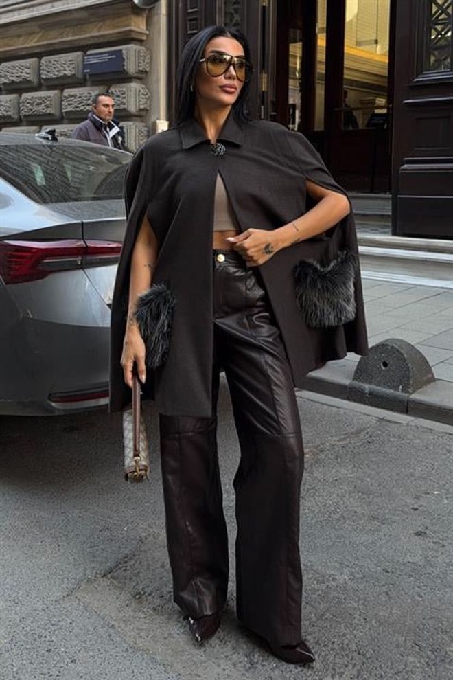 Sobe Istanbul Čierna Elegantný Pončo S Vrecko S Chlopňou Veľkoobchod s oblečením Neformálny