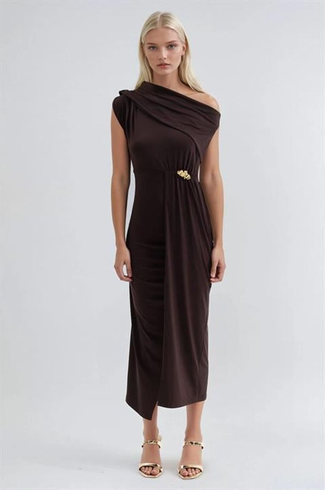 Sobe Istanbul فستان بني أنيق بقصة غمد مع رقبة بكتف واحد ملابس بالجملة جنسي
