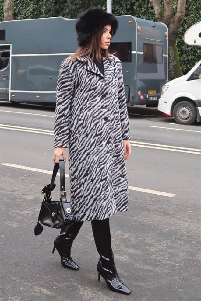 Sobe Istanbul Black Single Breasted Retro Coat Wholesale Clothing Fall