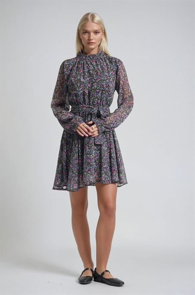 Sobe Istanbul Zwarte Mini Shift Jurk Met Bloemenprint En Lange Mouwen Groothandel Kleding 1