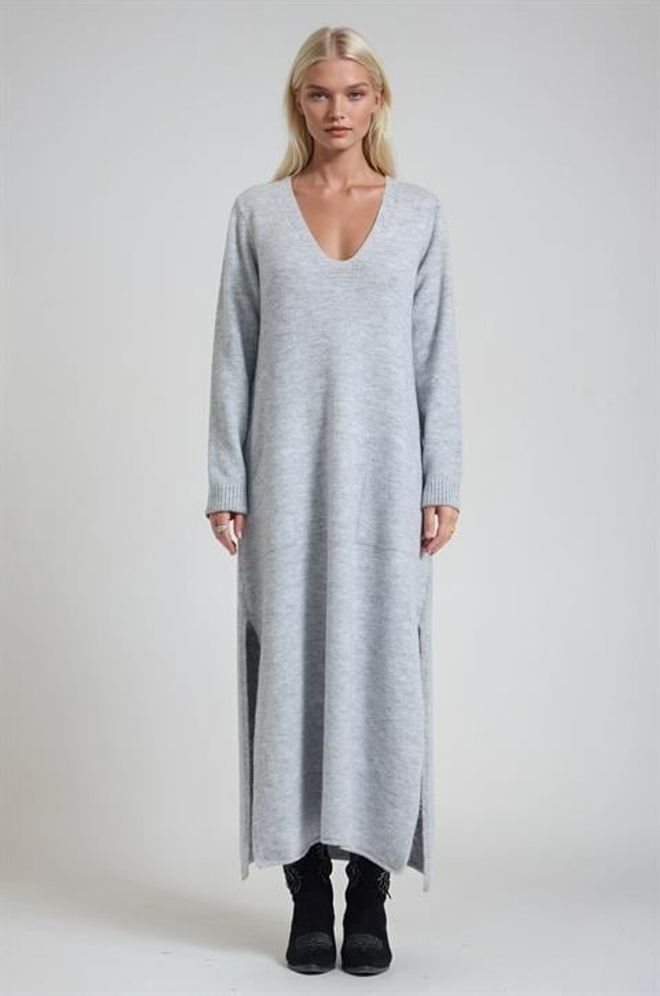 Sobe Istanbul Robe Longue À Col En V Et Fente Latérale Vêtements en gros Modeste